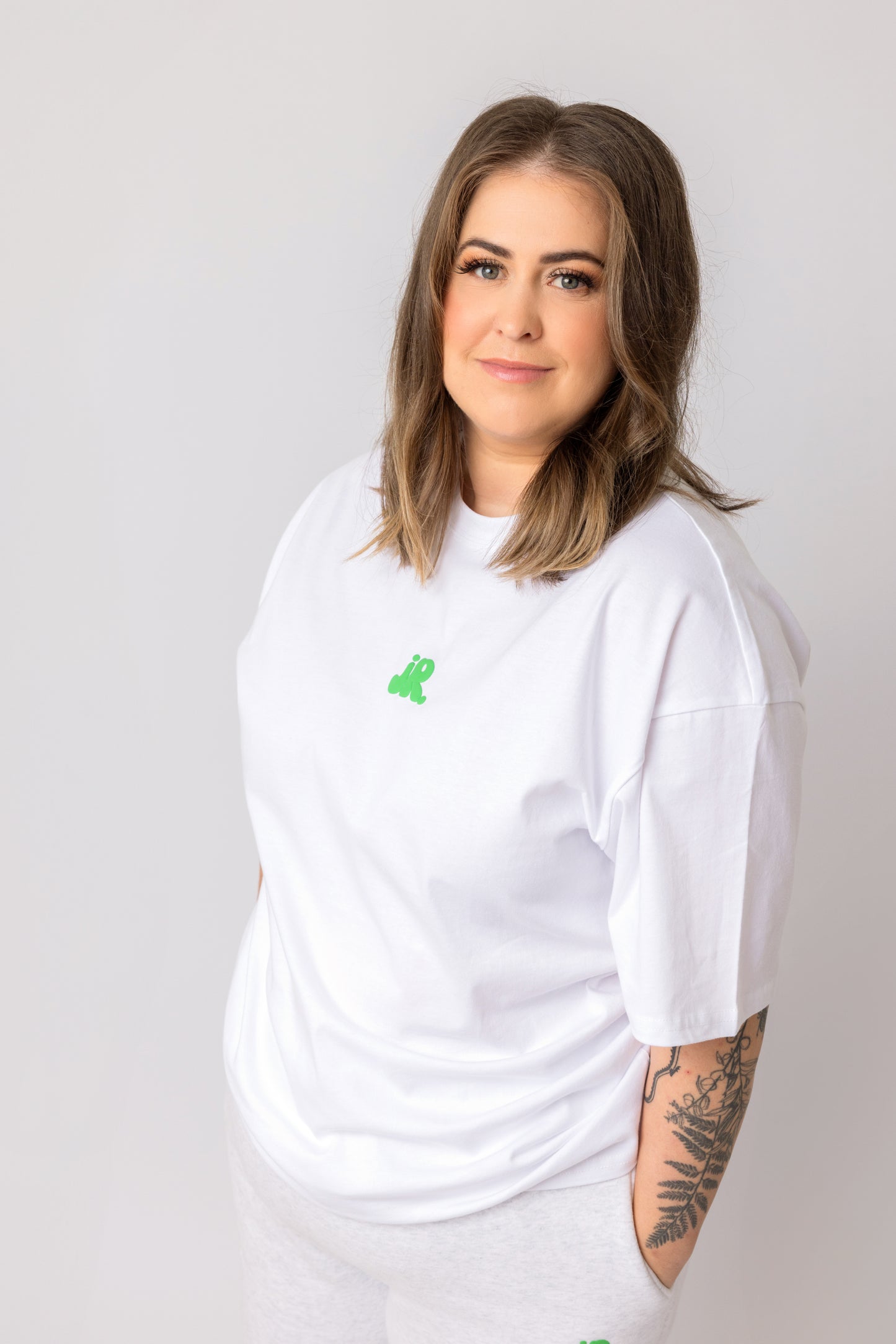 Boxy Tee White - Green Puff